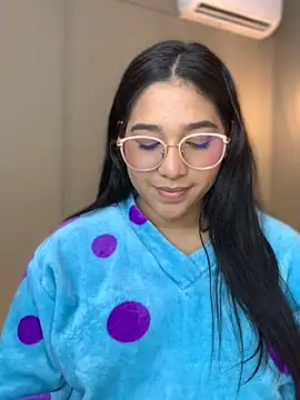 Snapshot of Amandanauty chatting on 12/15/24, 08:19 Amandanauty online show from 12/15/24, 08:19