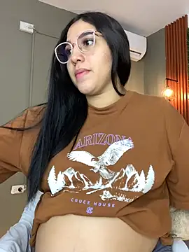 Snapshot of Amandanauty chatting on 12/19/24, 02:12 Amandanauty online show from 12/19/24, 02:12