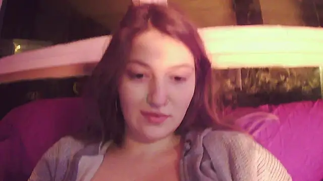 Snapshot of Angelk43 chatting on 02/20/26, 04:53 Angelk43 online show from 02/20/26, 04:53