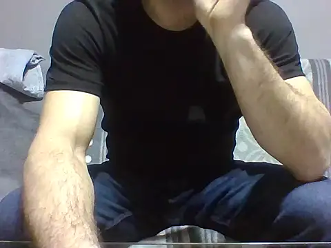 Snapshot of aroj95 chatting on 02/09/26, 06:01 aroj95 online show from 02/09/26, 06:01