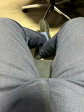 Bareilly Boy1 online show from 12/22/25, 04:42