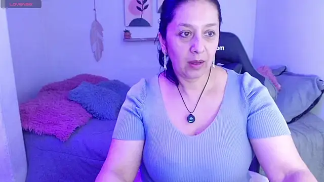 camilalatti online show from 05/10/26, 10:15