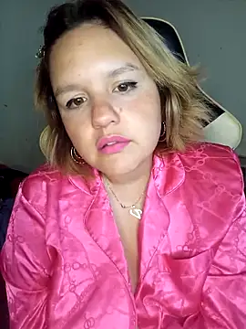 Snapshot of shaynarg chatting on 03/22/26, 04:38 shaynarg online show from 03/22/26, 04:38