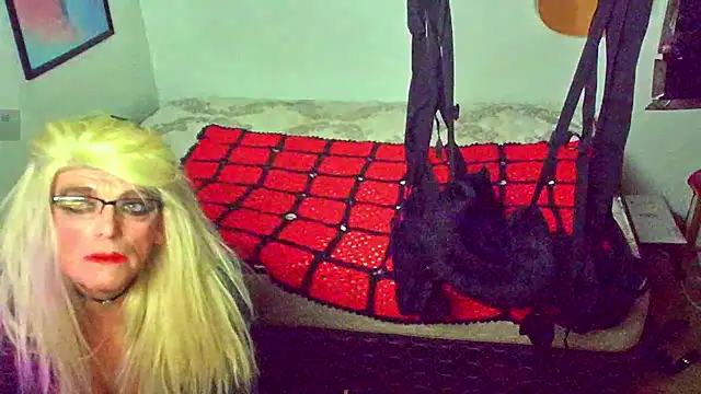 DoMeDoggyDiana online show from 11/01/25, 07:54