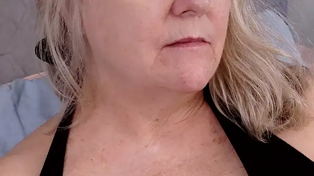 Snapshot of Kaitlyn_Winters chatting on 02/04/26, 07:31 Kaitlyn Winters online show from 02/04/26, 07:31