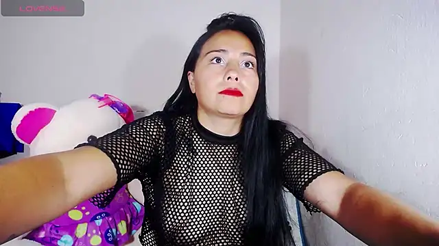 Snapshot of hanna_girl21 chatting on 02/11/25, 08:20 hanna girl21 online show from 02/11/25, 08:20