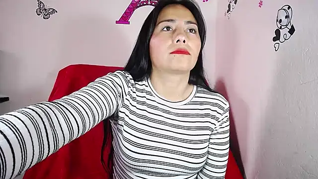 Snapshot of hanna_girl21 chatting on 03/05/25, 07:49 hanna girl21 online show from 03/05/25, 07:49