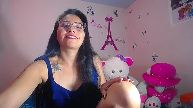 Snapshot of hanna_girl21 chatting on 11/01/25, 10:23 hanna girl21 online show from 11/01/25, 10:23