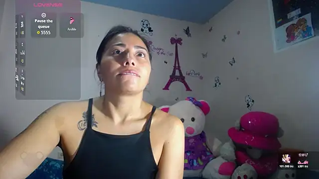 Snapshot of hanna_girl21 chatting on 11/03/25, 02:24 hanna girl21 online show from 11/03/25, 02:24