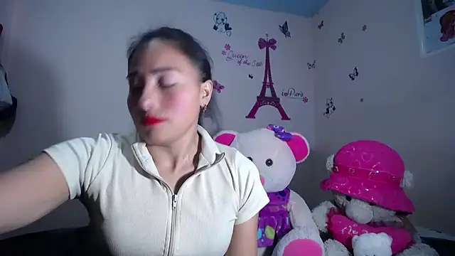 Snapshot of hanna_girl21 chatting on 11/29/25, 04:59 hanna girl21 online show from 11/29/25, 04:59