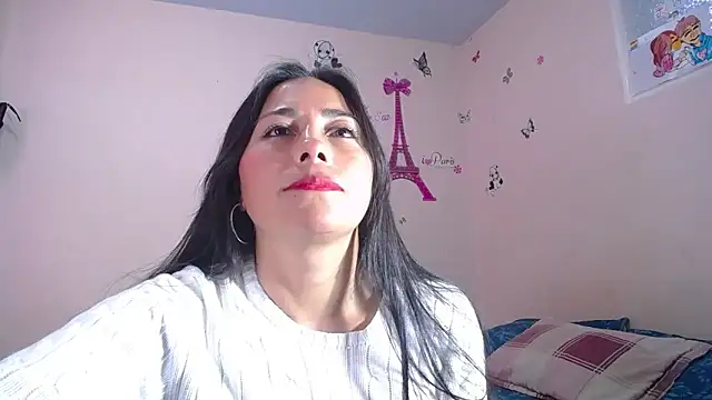 Snapshot of hanna_girl21 chatting on 03/18/26, 06:55 hanna girl21 online show from 03/18/26, 06:55