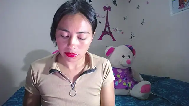 Snapshot of hanna_girl21 chatting on 04/11/26, 01:43 hanna girl21 online show from 04/11/26, 01:43