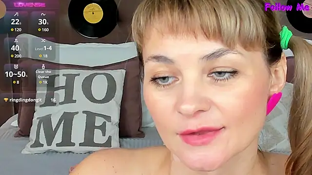 annasimonsj online show from 03/12/25, 04:08