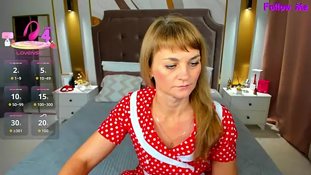 annasimonsj online show from 11/03/25, 12:46