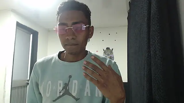 stifen  online show from 01/30/25, 07:04