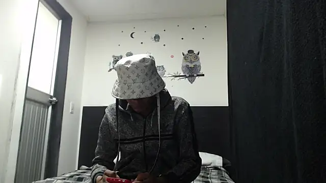 stifen  online show from 02/01/25, 09:29