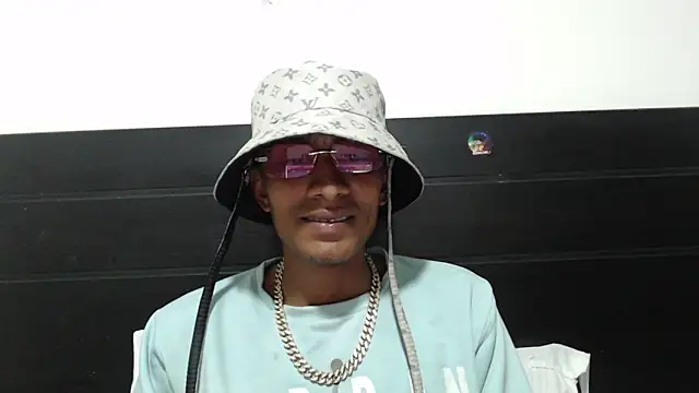 stifen  online show from 02/02/25, 04:05