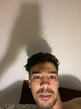 Snapshot of Hermanooooooo chatting on 01/31/25, 04:38 Hermanooooooo online show from 01/31/25, 04:38