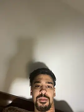 Snapshot of Hermanooooooo chatting on 03/12/26, 06:41 Hermanooooooo online show from 03/12/26, 06:41