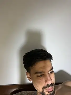 Snapshot of Hermanooooooo chatting on 03/13/26, 06:20 Hermanooooooo online show from 03/13/26, 06:20