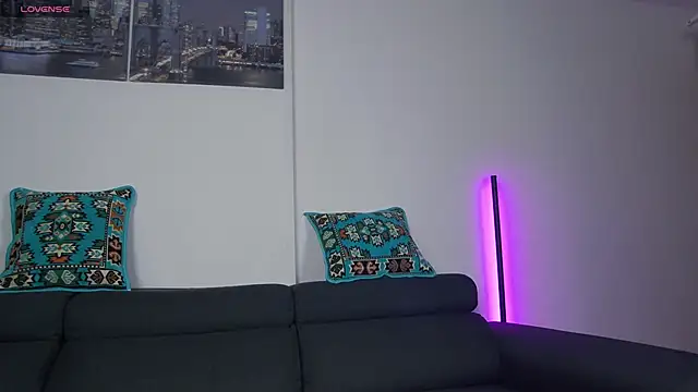 Arilas  online show from 11/20/25, 01:33