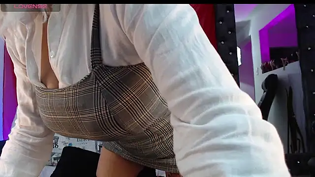 kimberlybirdx online show from 11/09/25, 09:35