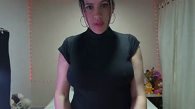 Snapshot of candycarson1 chatting on 02/26/25, 06:04 candycarson1 online show from 02/26/25, 06:04