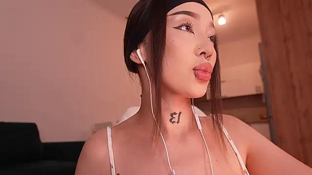 sharlin 13 online show from 06/29/26, 12:28