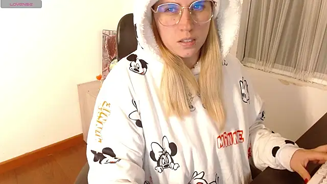 Snapshot of thamarajane chatting on 03/03/25, 07:49 thamarajane online show from 03/03/25, 07:49