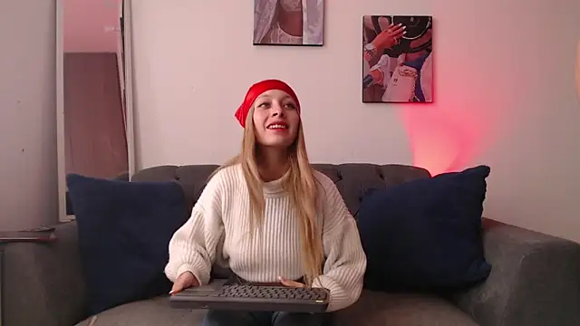 Snapshot of thamarajane chatting on 03/14/25, 03:03 thamarajane online show from 03/14/25, 03:03