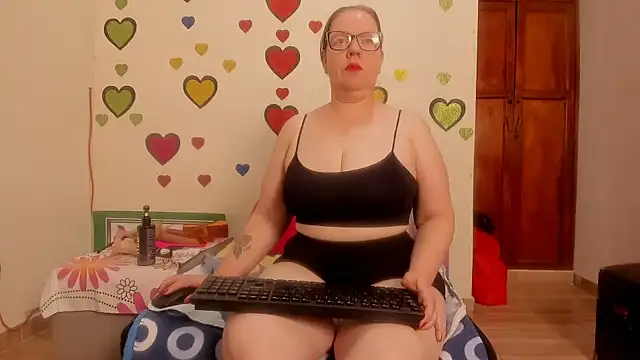 Snapshot of BarbaraFight chatting on 05/16/26, 10:52 BarbaraFight online show from 05/16/26, 10:52