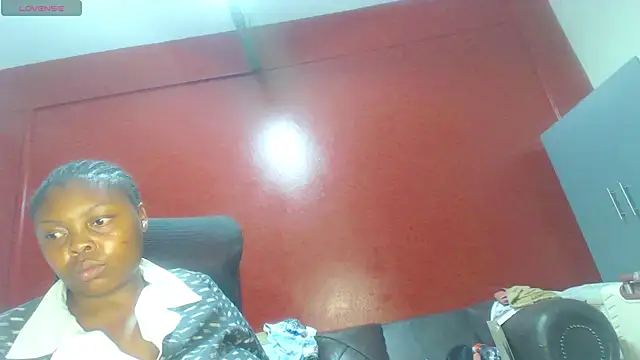 Snapshot of Sexyroseytitz_00 chatting on 01/29/25, 09:17 Sexyroseytitz 00 online show from 01/29/25, 09:17