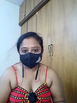 sexynayan23 online show from 05/03/26, 05:57