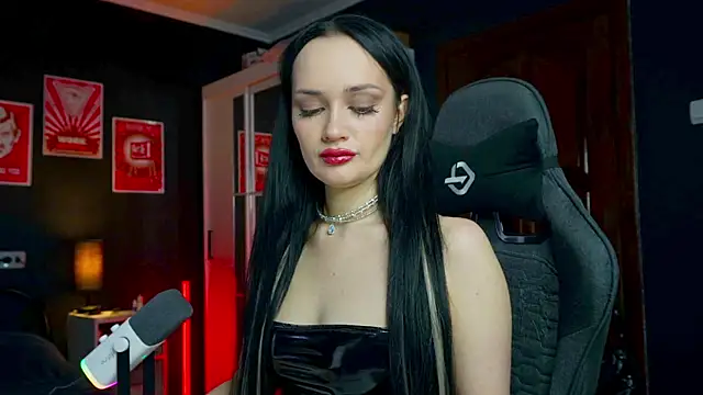 QueenAliss online show from 01/10/26, 08:38