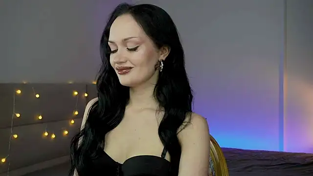 QueenAliss online show from 06/12/26, 06:34
