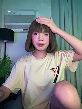 Snapshot of SweetCheska19 chatting on 01/14/26, 03:28 SweetCheska19 online show from 01/14/26, 03:28