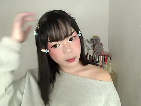 Snapshot of SweetCheska19 chatting on 05/08/26, 11:04 SweetCheska19 online show from 05/08/26, 11:04
