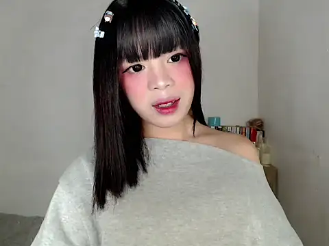 SweetCheska19 online show from 06/10/26, 07:46
