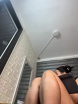 Little Amber6 online show from 12/18/24, 08:09