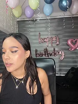 Little Amber6 online show from 01/08/25, 09:23