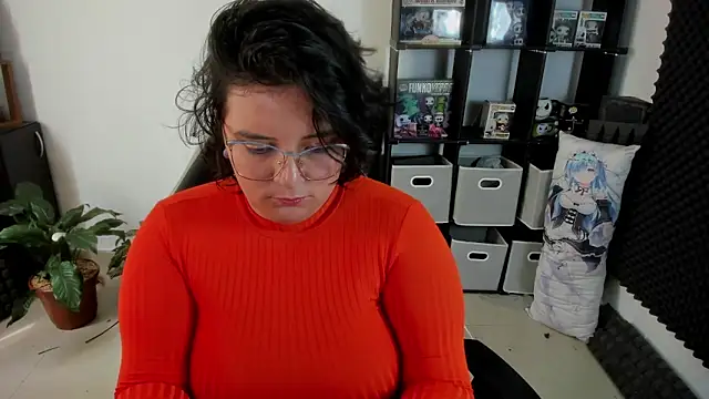 aika-dreams online show from 12/15/24, 04:26