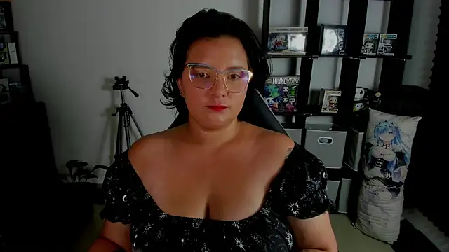 aika-dreams online show from 12/22/24, 12:27