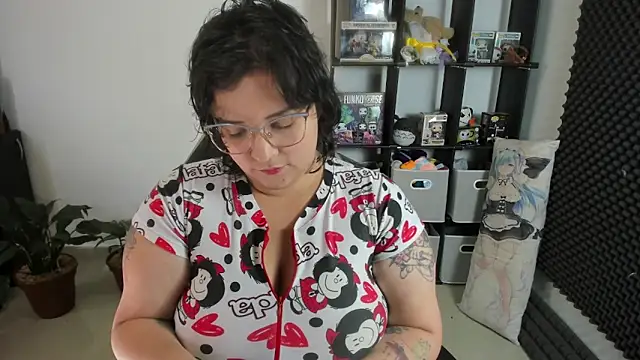 aika-dreams online show from 02/24/25, 12:37