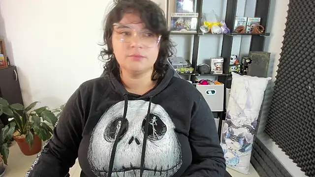 aika-dreams online show from 03/19/25, 02:46