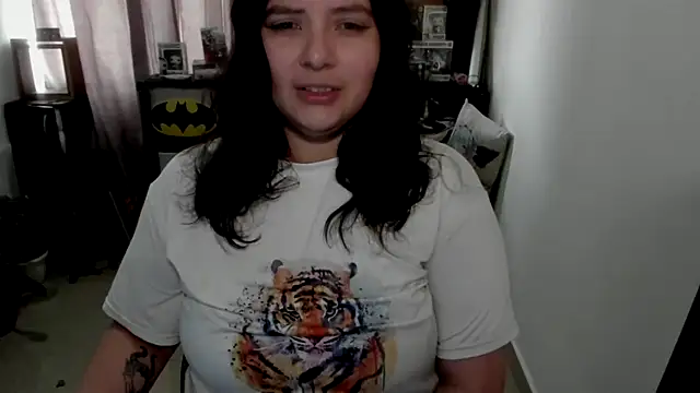 Snapshot of aika-dreams chatting on 06/15/26, 02:41 aika-dreams online show from 06/15/26, 02:41