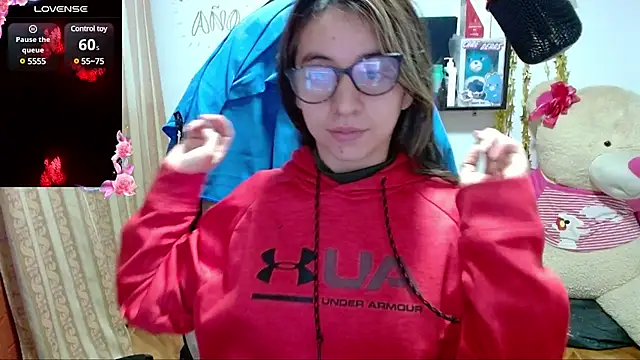 Maggie Fox3 online show from 01/04/25, 03:29