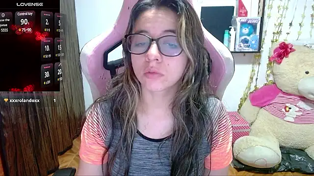 Maggie Fox3 online show from 03/18/25, 02:25