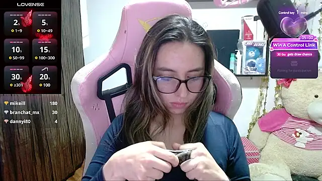 Maggie Fox3 online show from 03/23/25, 05:00