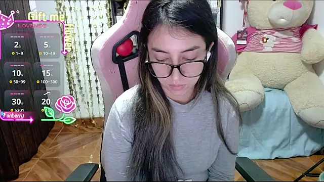 Maggie Fox3 online show from 09/27/25, 02:49