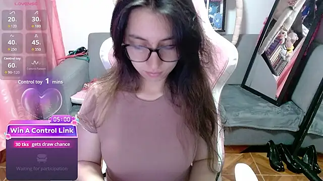 Snapshot of Maggie_Fox3 chatting on 03/26/26, 03:34 Maggie Fox3 online show from 03/26/26, 03:34